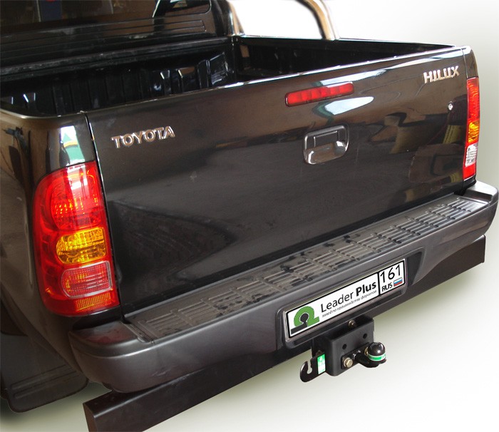 ТСУ для TOYOTA HILUX (4WD) (N2) с задним силовым бампером 2008-